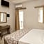 Niriis Hotel
