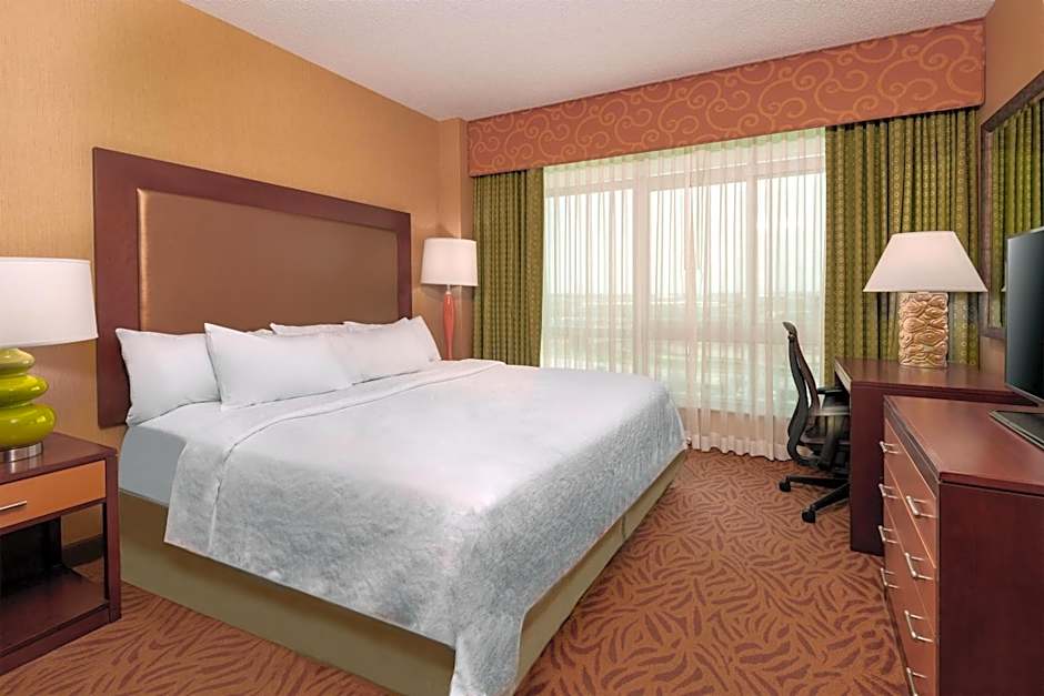 Embassy Suites By Hilton Omaha-La Vista Hotel & Conference Center