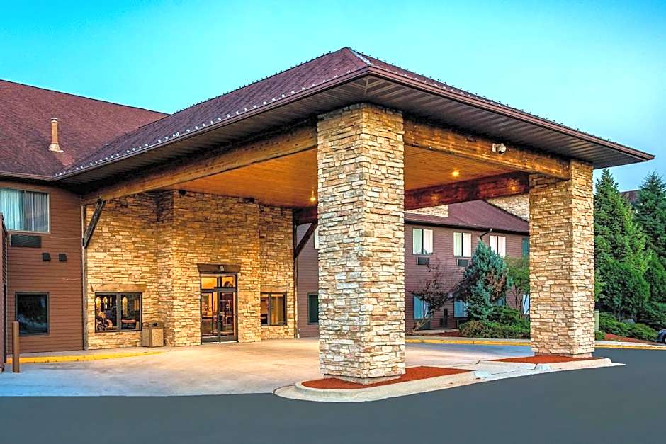 Riverview Inn & Suites, an Ascend Collection Hotel