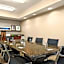 Country Inn & Suites by Radisson, Lima, OH