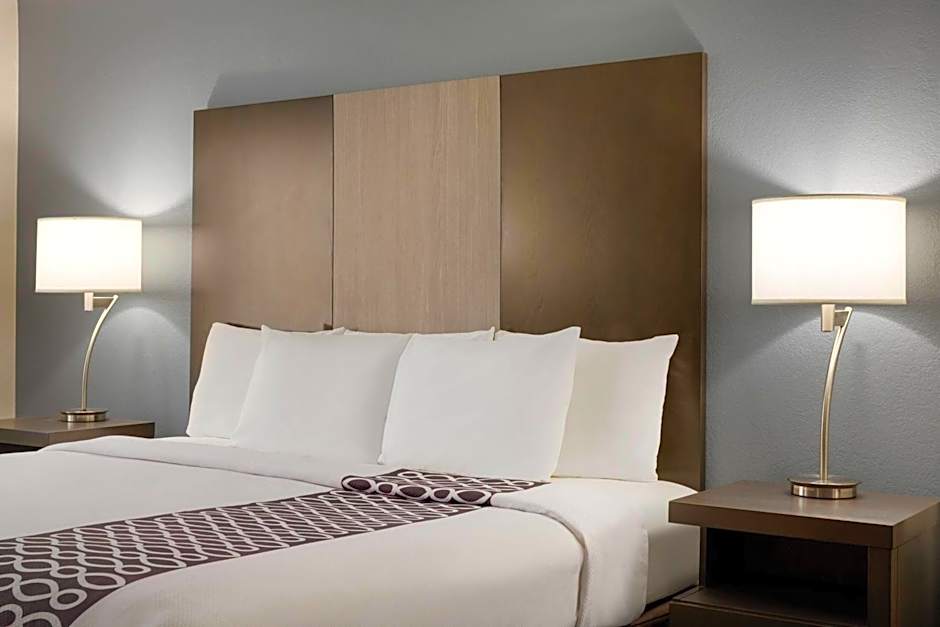 Photo 1 of 4 of Deluxe 1 King Bed Suite