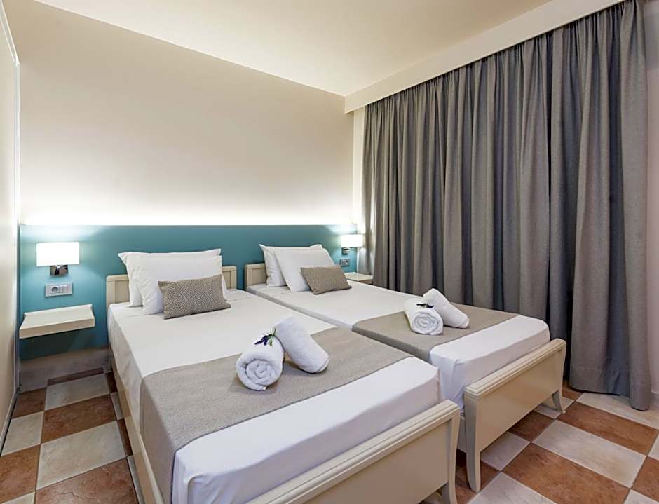 Ilios Hotel, Adults Only