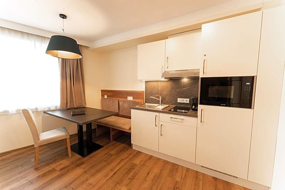Aparthotel Dorfplatzl Garni