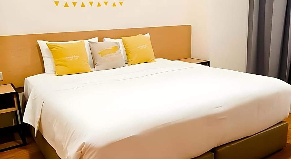 Qbic Hotel