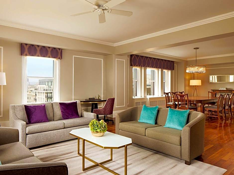 Fairmont Empress Hotel