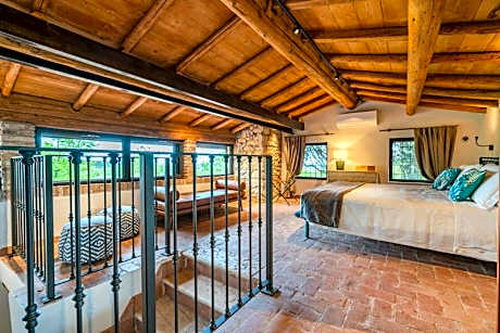 Duplex Suite with Kitchenette and Patio