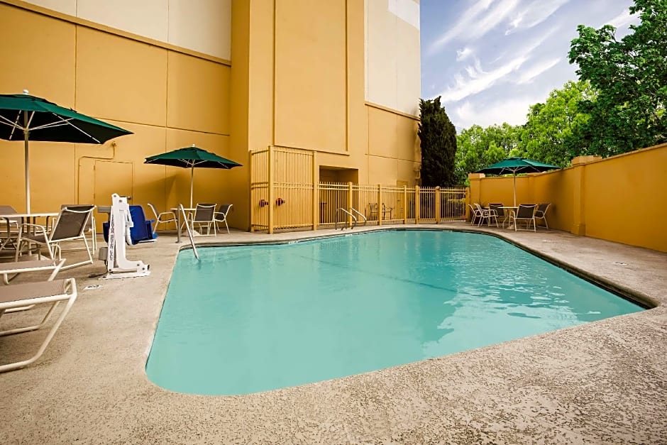 La Quinta Inn Bellevue Kirkland 