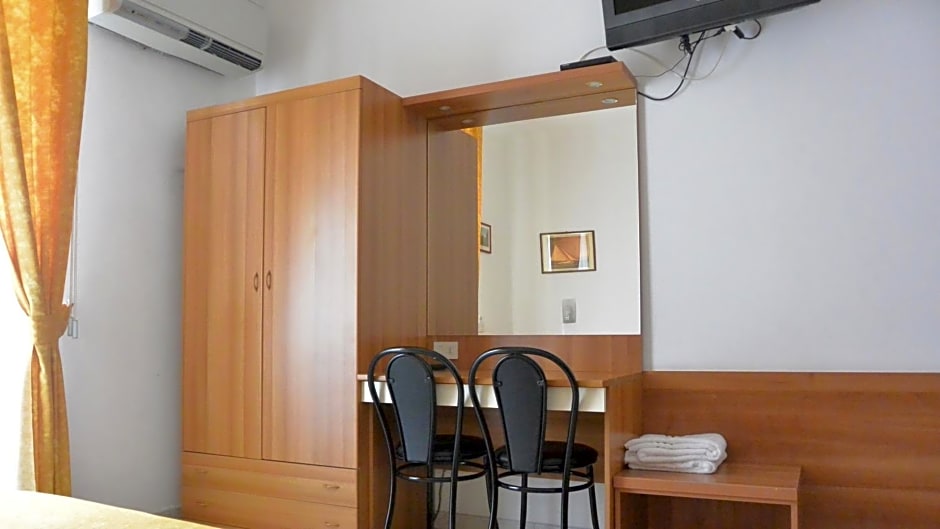 Hotel Mignon