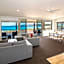 Canal Rocks Beachfront Apartments