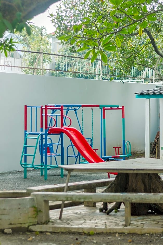 Urbanest Inn House TB Simatupang