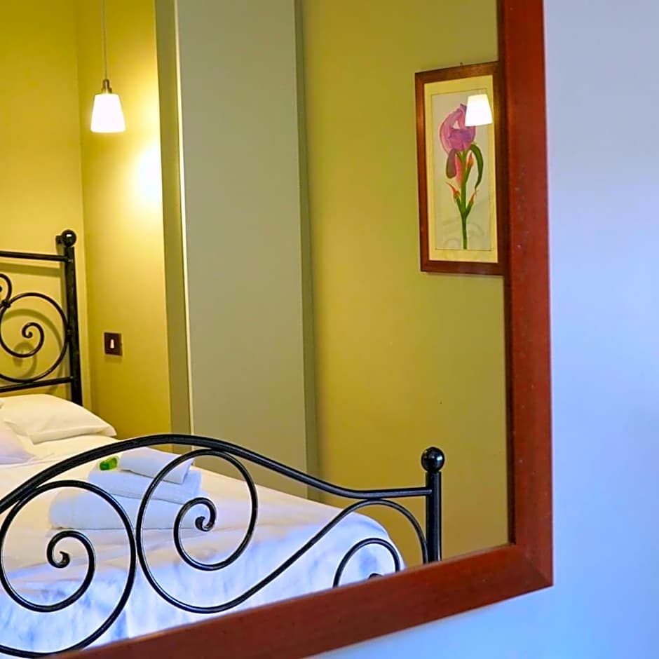 Al Piccolo Borgo Locanda Con Alloggio