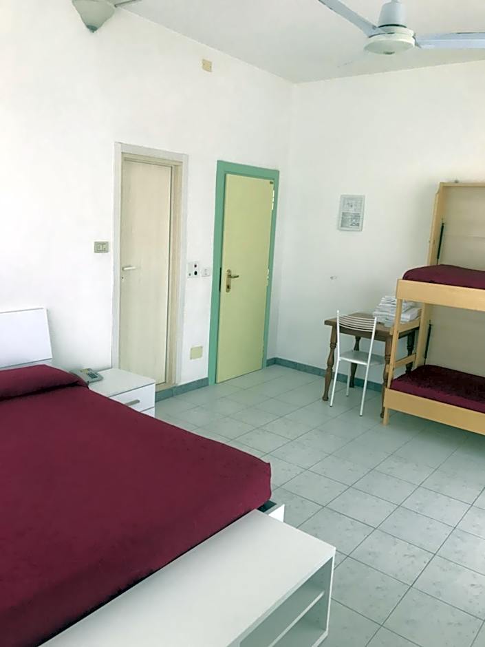 Hotel Rivamare Room only and free coffee room