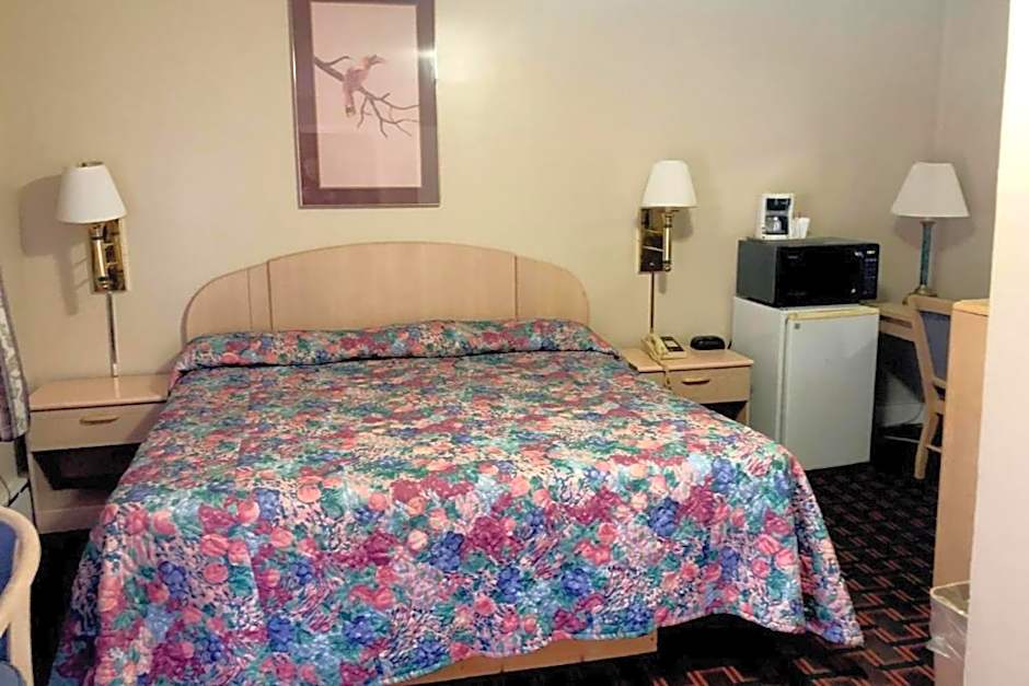 OYO Hotel Starlite Seneca Falls