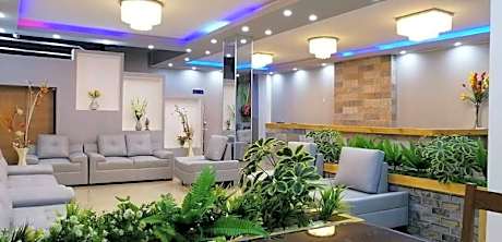 San Isidro Grand Hotel