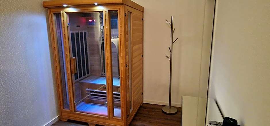 Privat-Spa mit Whirlpool und Sauna in Sursee