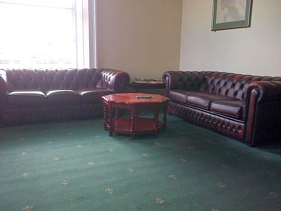 Aurora Hotel & Italian Restaurant