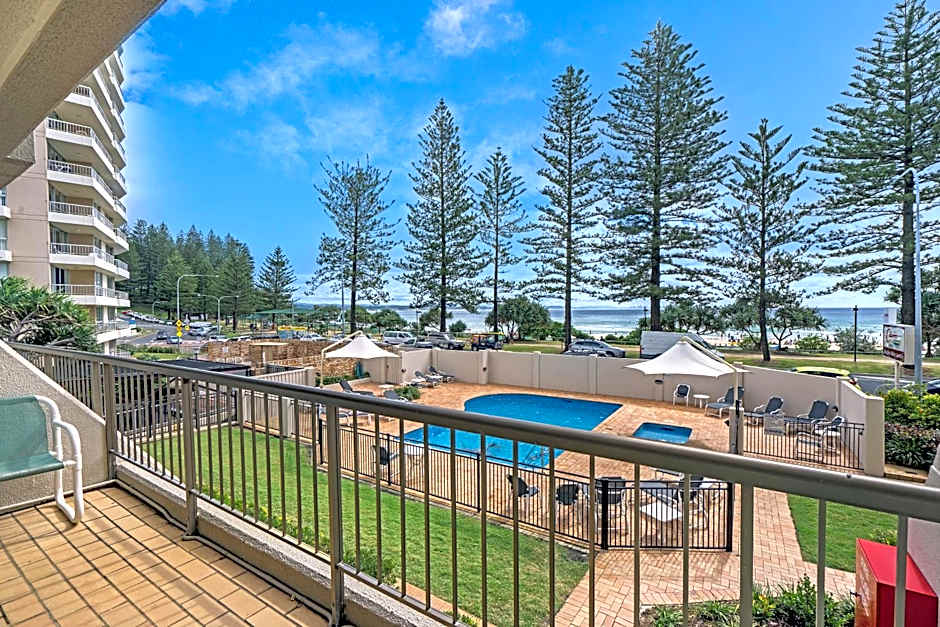 Columbia Beachfront Apartments on Rainbow Bay