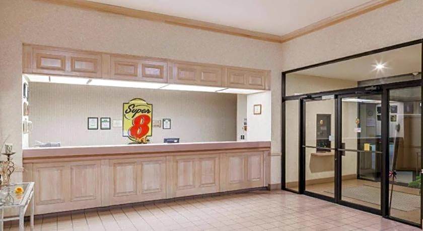 Super 8 by Wyndham Jasper TX