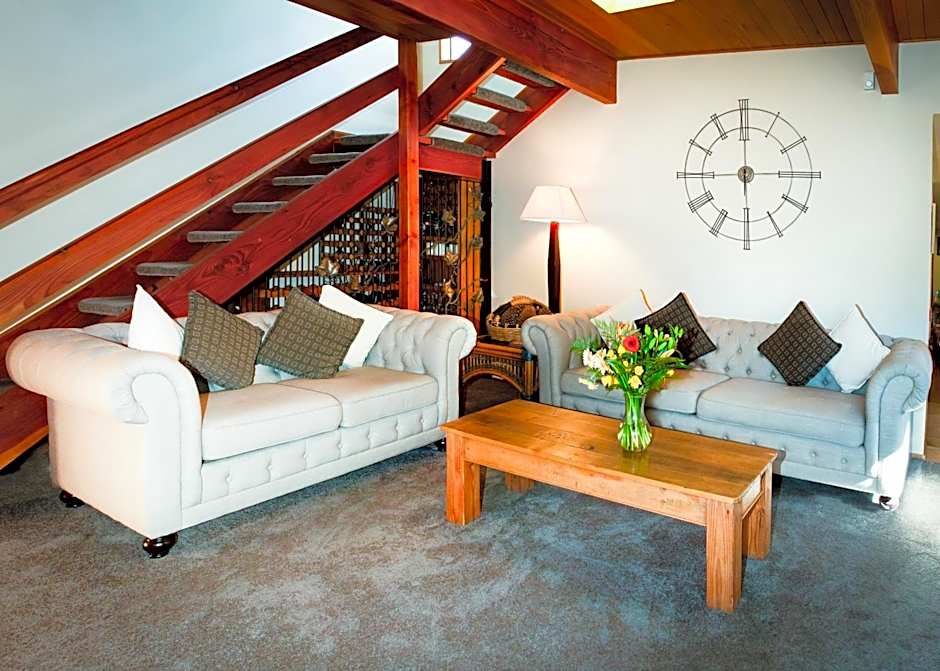 Te Wanaka Lodge