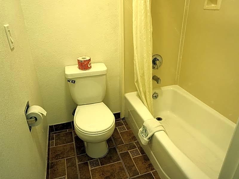 Hollywood Inn Express South
