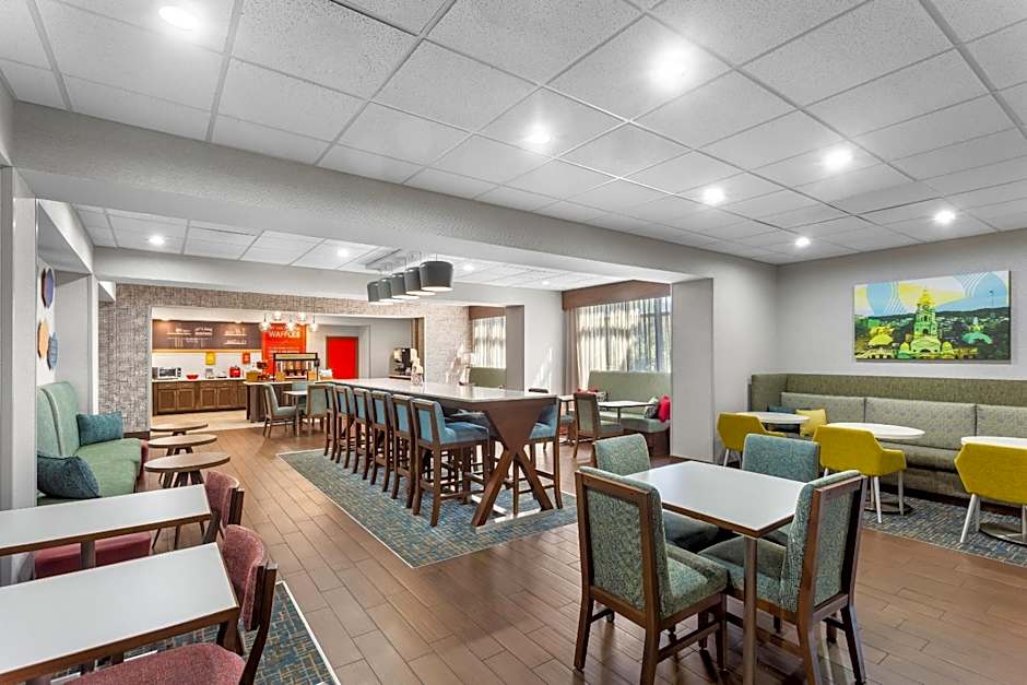 Hampton Inn By Hilton Huntington University Area