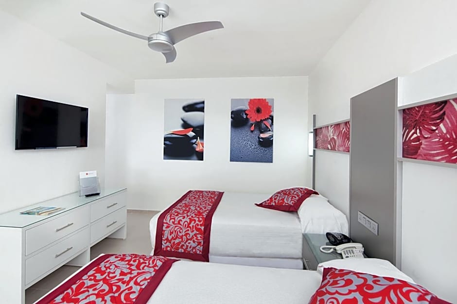 Riu Playa Blanca - All Inclusive