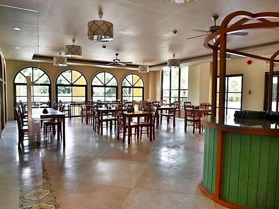 ROYAL PINEAPPLE HOTEL l a welcome to wealth and good fortune