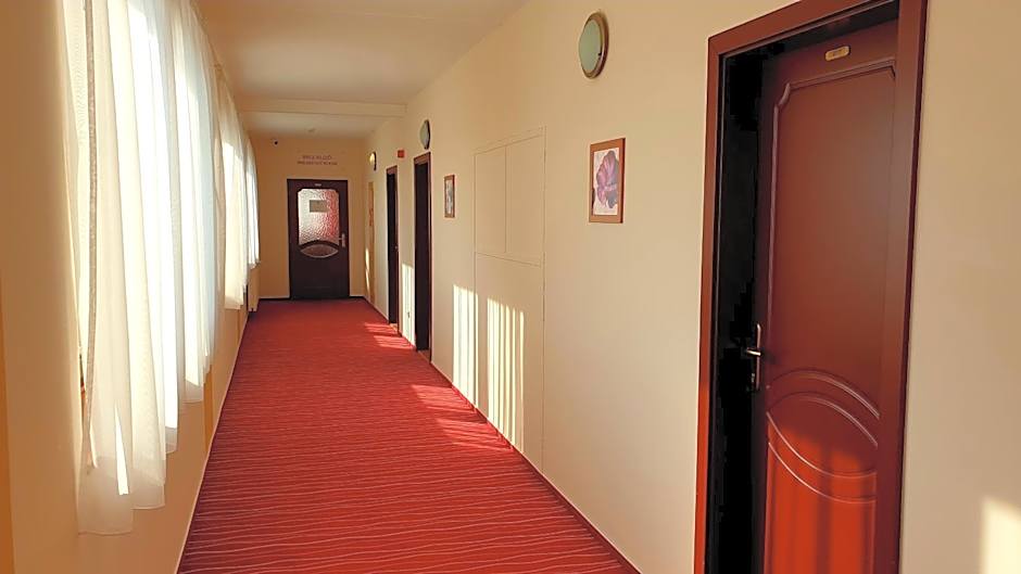 Diana Club Hotel
