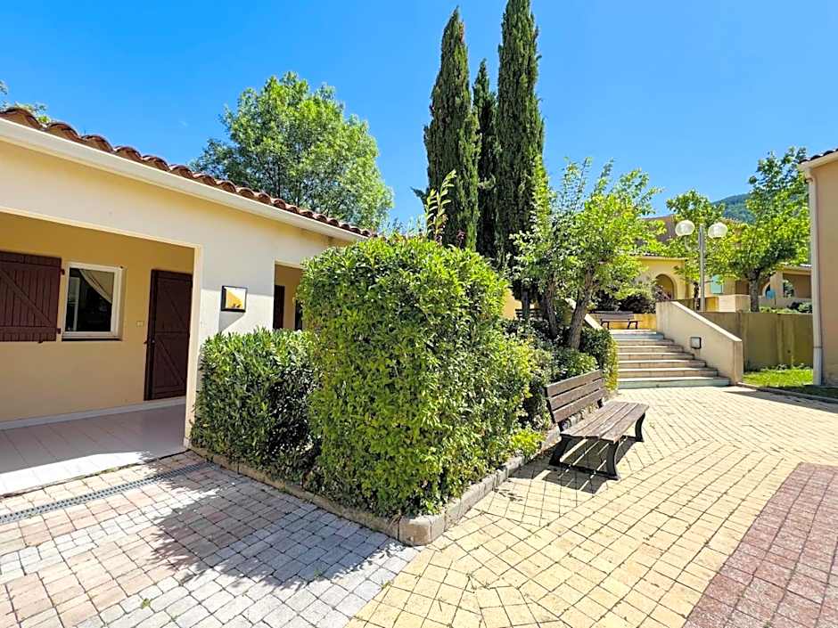 Vacances Leo Lagrange - Le Village des Lavandes