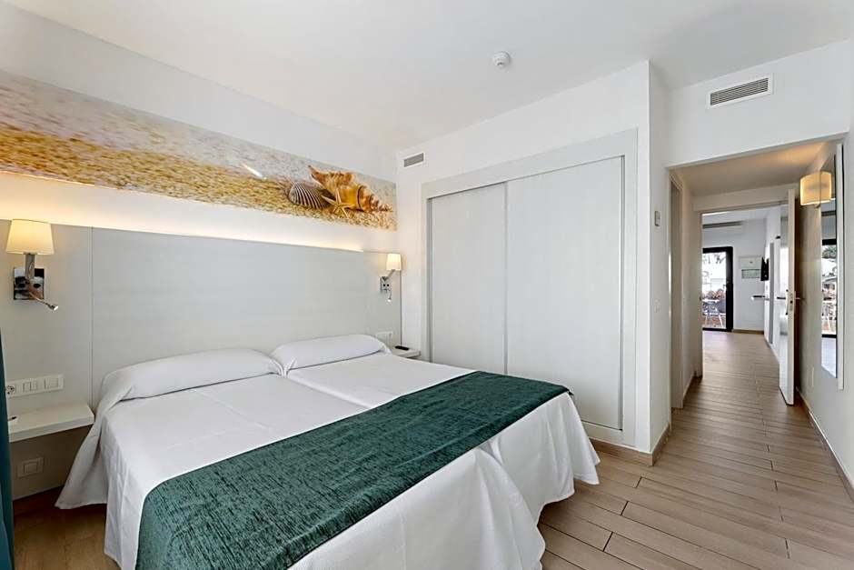 Hotel THB Flora
