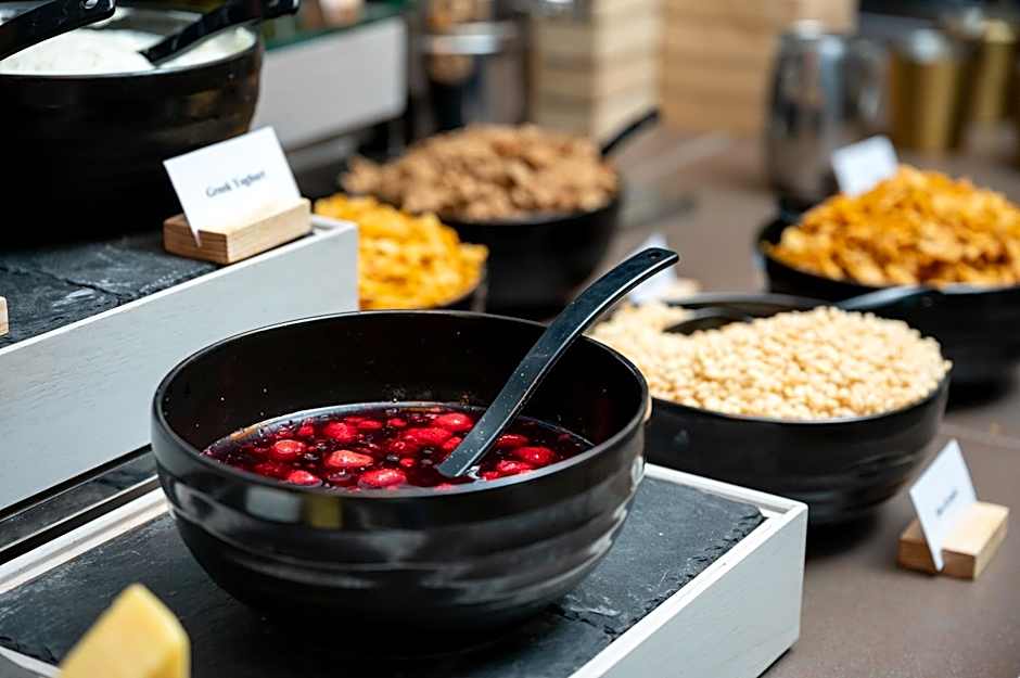 voco St. John's Solihull By IHG