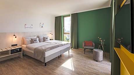 Premium Queen Room
