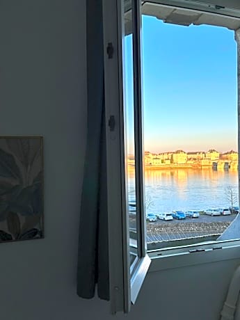 Superior Double Room with Loire View