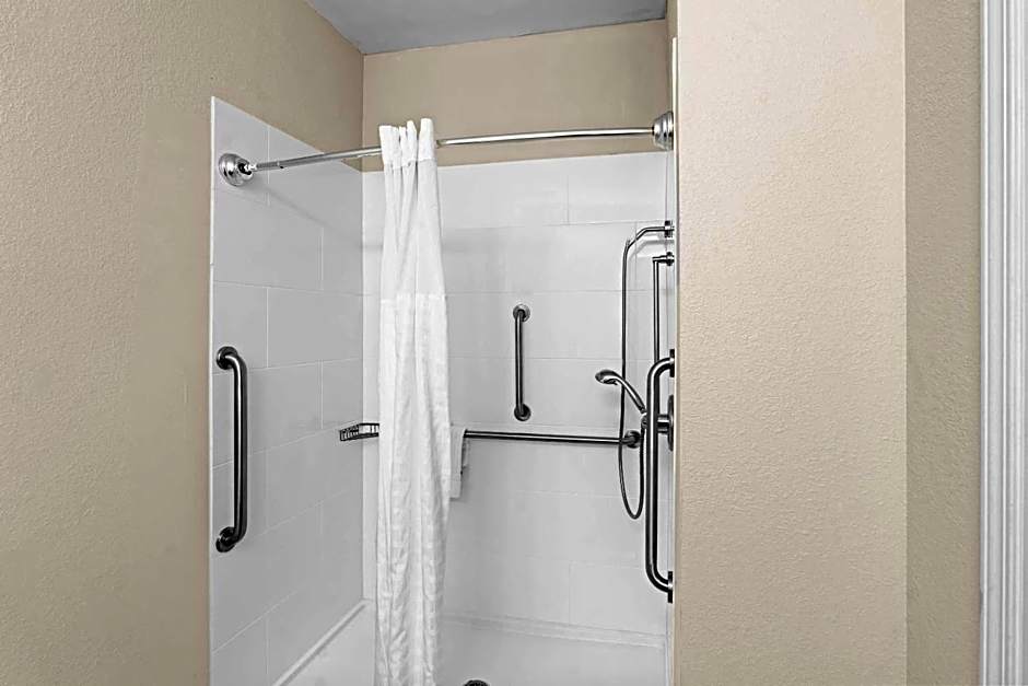 Comfort Suites Mobile East Bay