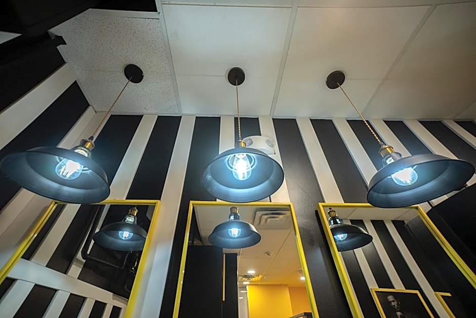 Panda Pod Hotel