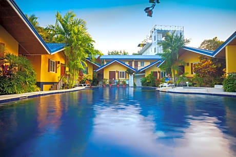 Blue Lagoon Inn & Suites