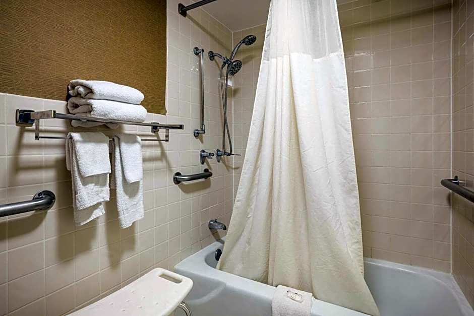 Quality Inn & Suites Fairgrounds