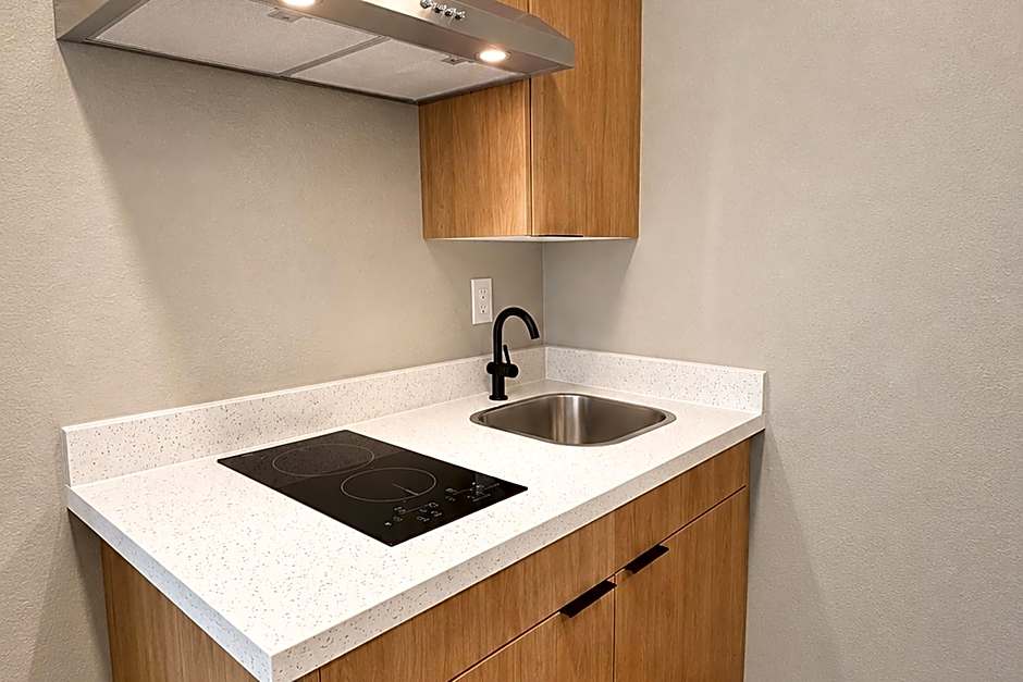 Super 8 by Wyndham Brenham TX