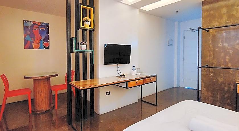 Estancia Roadside Inn by RedDoorz