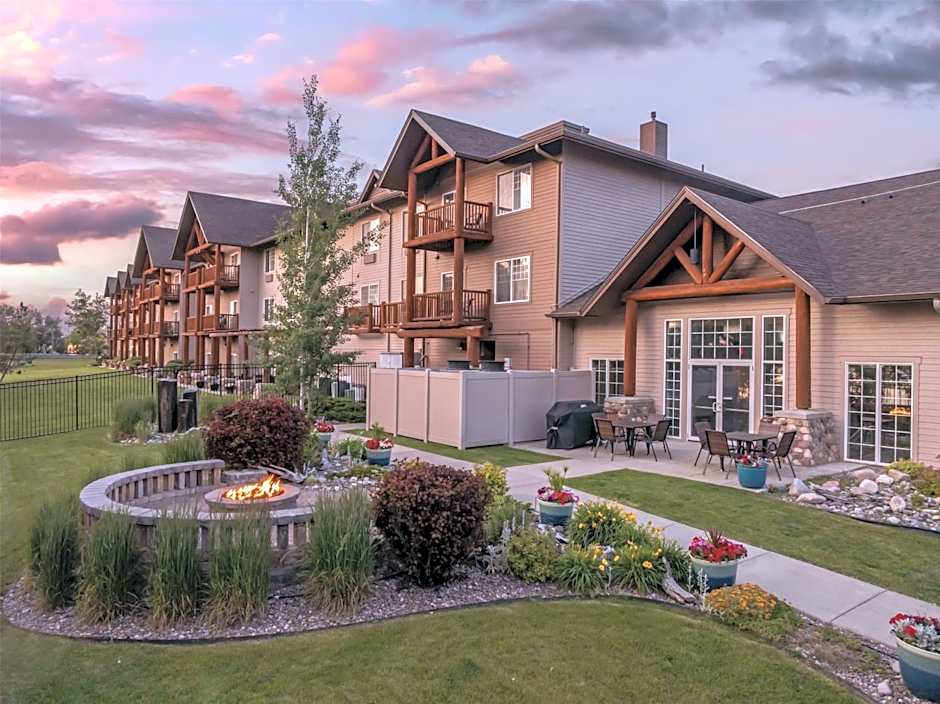 Best Western Plus Riverfront Hotel and Suites