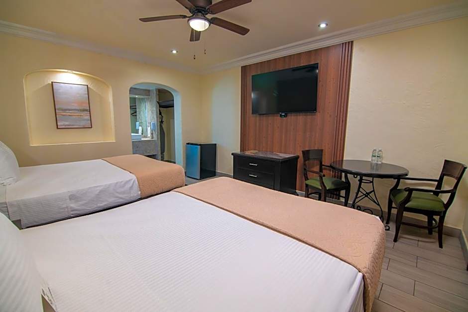 Hotel Siesta Real