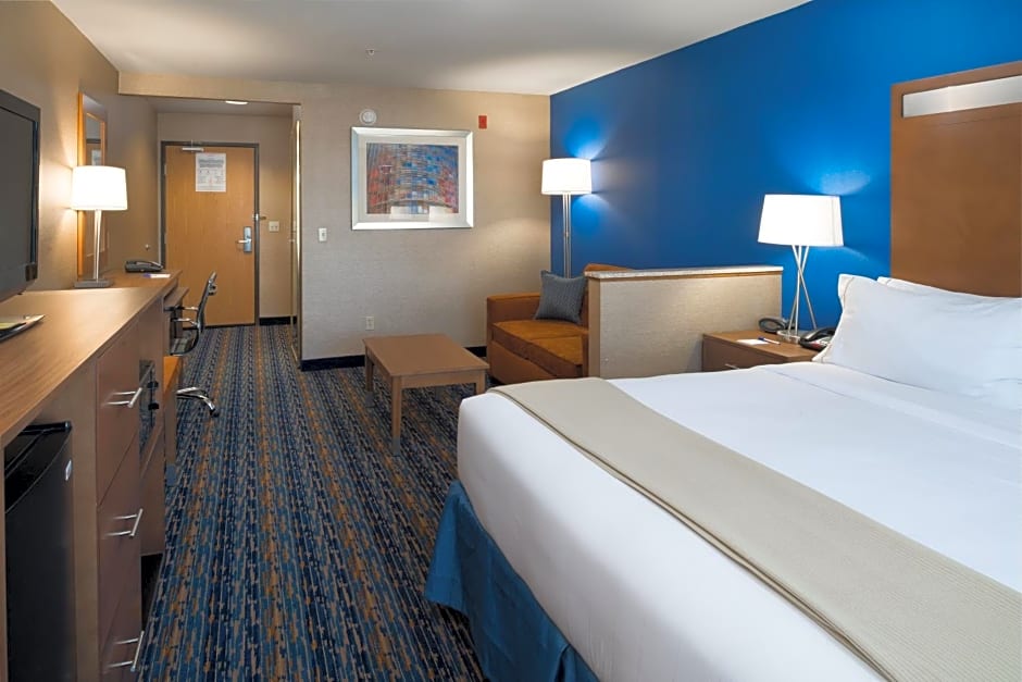 Holiday Inn Express Rocklin - Galleria Area By IHG