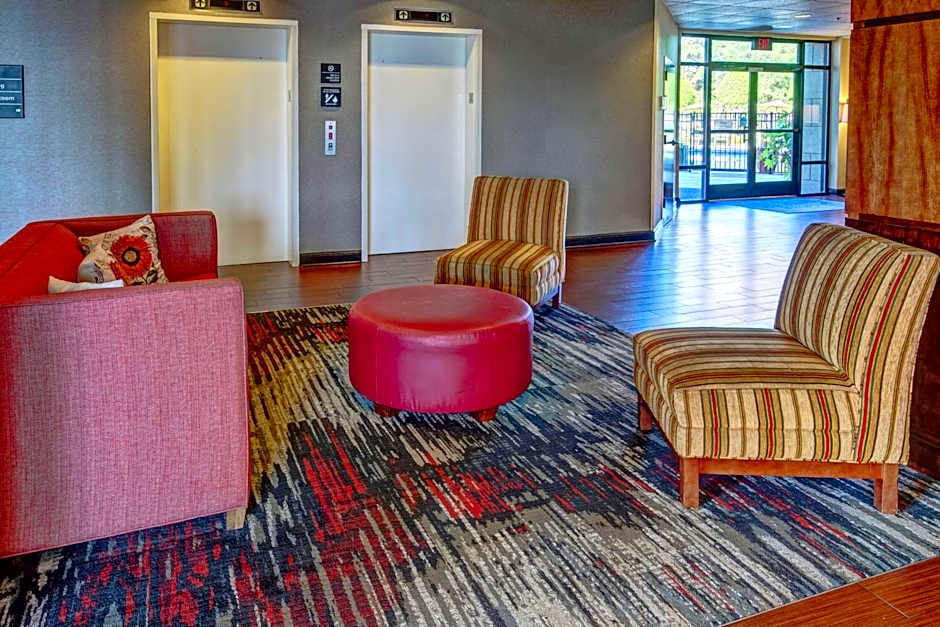 Hampton Inn By Hilton Elizabeth City