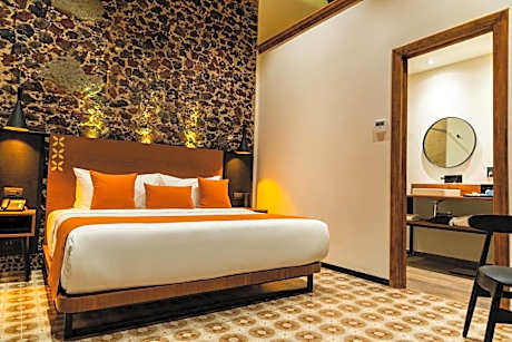 Standard Suite