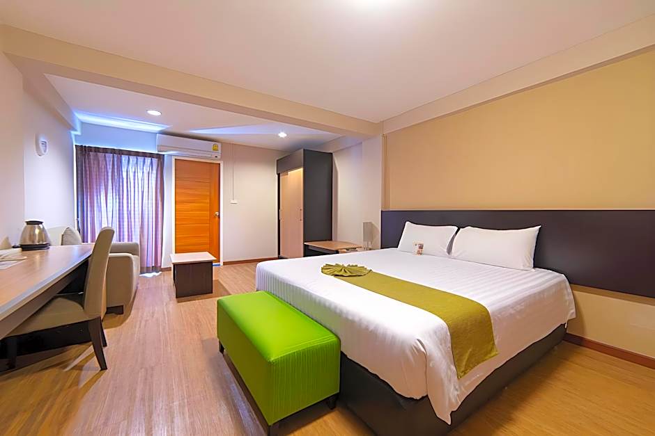 Golden Jade Suvarnabhumi Hotel