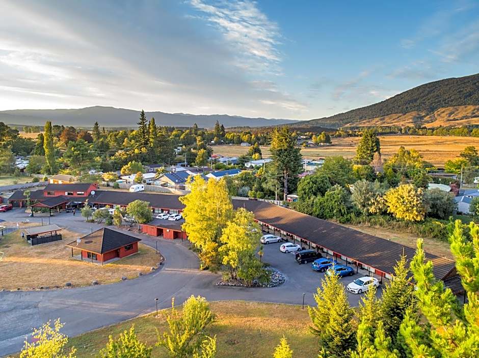Parklands Motorlodge & Holiday Park