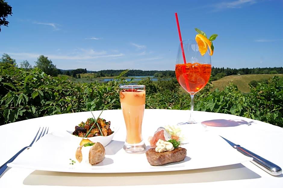Hotel & Landgasthof Osterseen