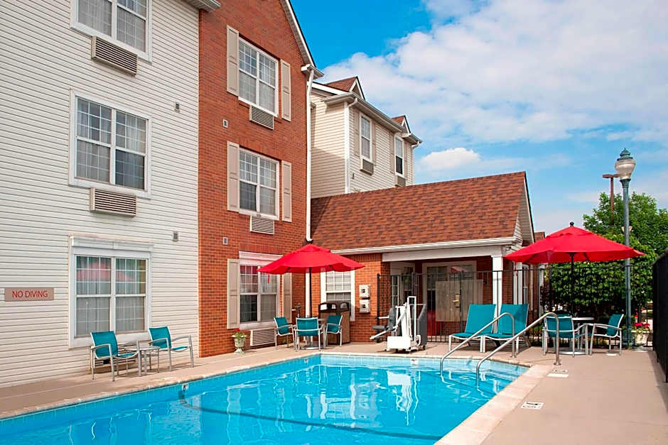 TownePlace Suites by Marriott Indianapolis Park 100