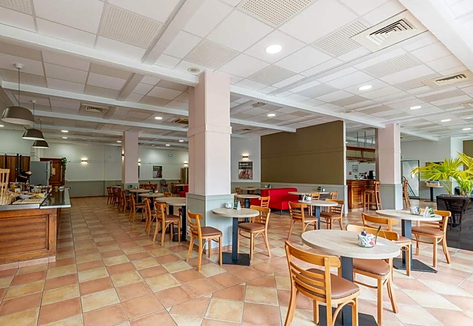 B&B HOTEL Amiens Centre Cathédrale