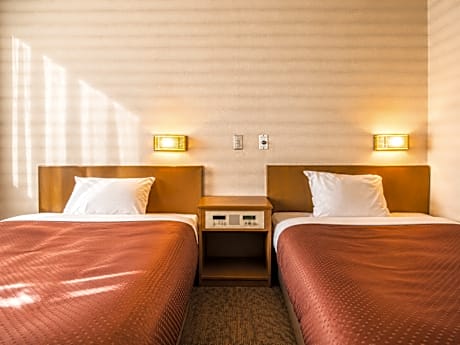 ROYALCITY HOTEL